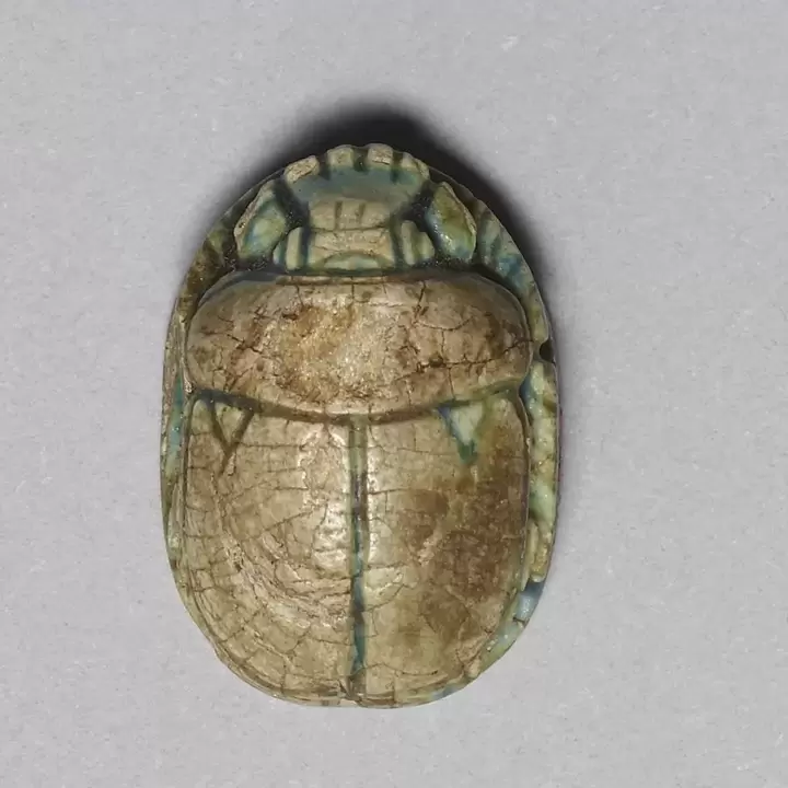 Amuleta norocoasă - scarab
